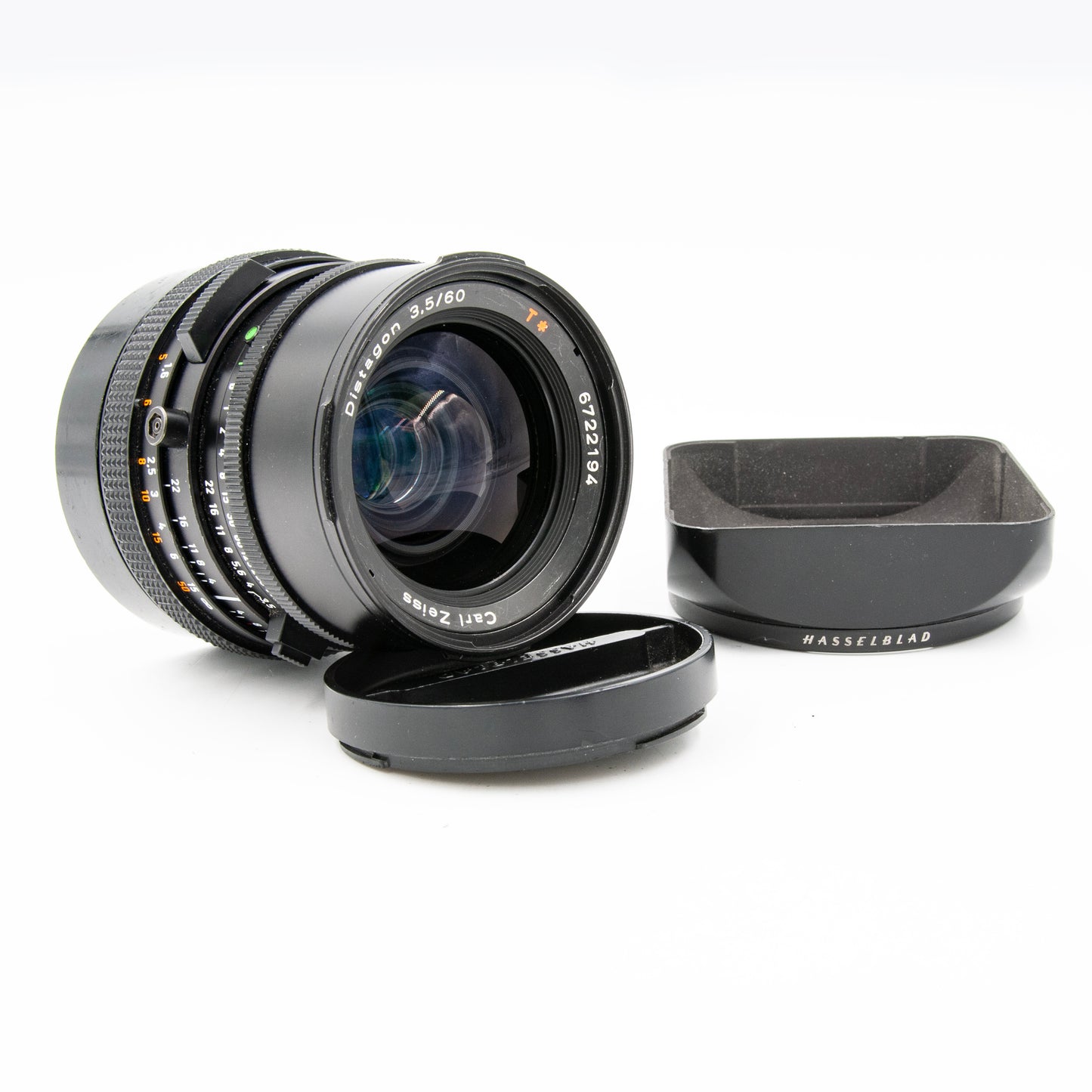 Hasselblad Carl Zeiss Distagon T* 60mm F/3.5 CF Lens w/ OEM Lens Hood