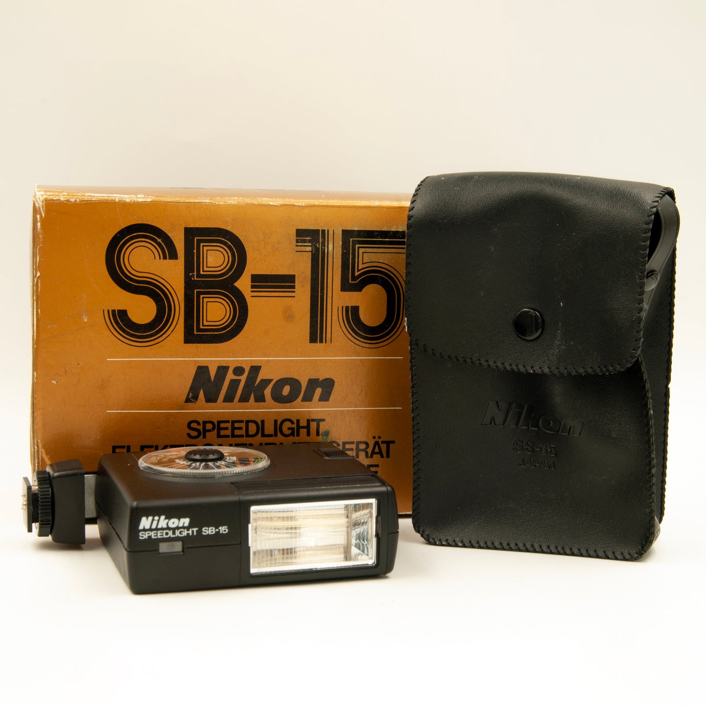 Nikon SB-15 Speedlight Flash Unit for Film Cameras