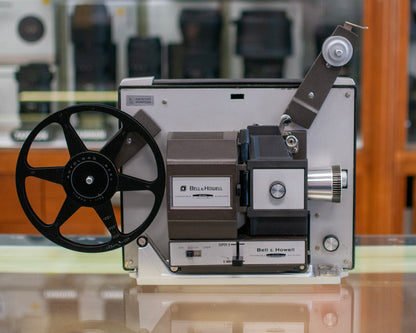 Bell & Howell Autoload 481a Dual 8 (8mm & Super 8) Movie Film Projector
