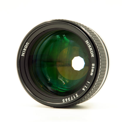 Nikon Nikkor 85mm f1.4 AI-S Manual Focus Lens