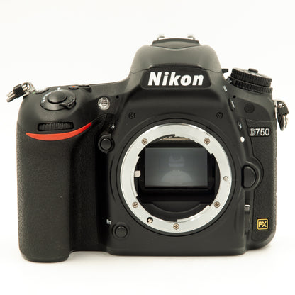 Nikon D750 24.3MP DSLR Body