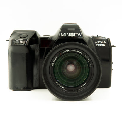 Minolta Maxxum 7000i Film SLR w/35-105mm Zoom Lens