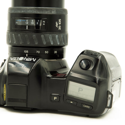 Minolta Maxxum 7000i Film SLR w/35-105mm Zoom Lens