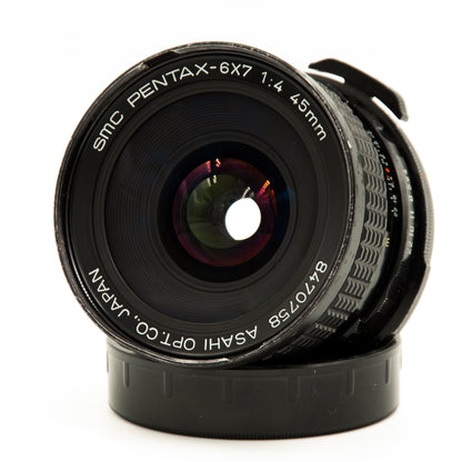 SMC Pentax 6x7 45mm f4 Wide-Angle Prime Lens