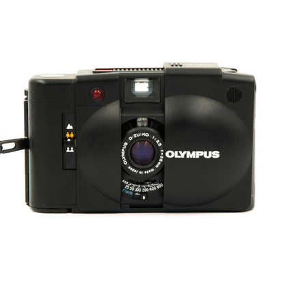 Olympus XA2 35mm Film Point and Shoot w/A11 Flash