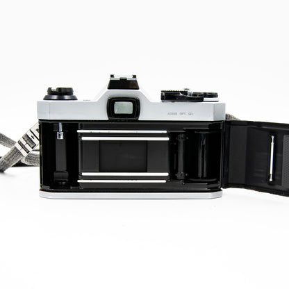 Pre-Owned Pentax K1000 w/ SMC 55mm f/2 Lens 35mm Film Camera