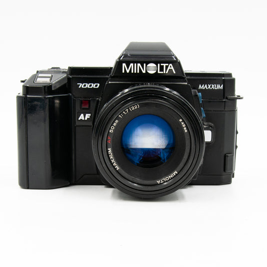 Pre-Owned Minolta Maxxum 7000 w/50mm f/1.7 Lens, Auto Focus 35mm Film Camera