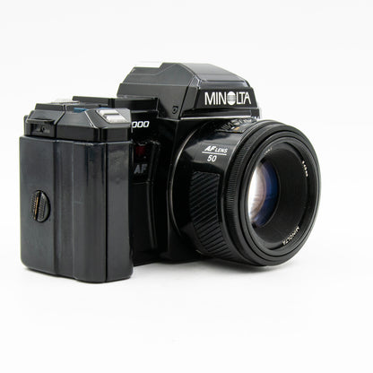 Pre-Owned Minolta Maxxum 7000 w/50mm f/1.7 Lens, Auto Focus 35mm Film Camera