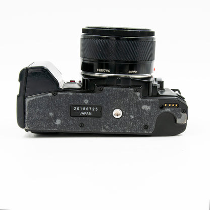 Pre-Owned Minolta Maxxum 7000 w/50mm f/1.7 Lens, Auto Focus 35mm Film Camera