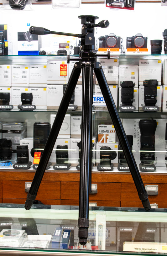 Pre-Owned Leitz Tiltall Model 4602 Black Tripod
