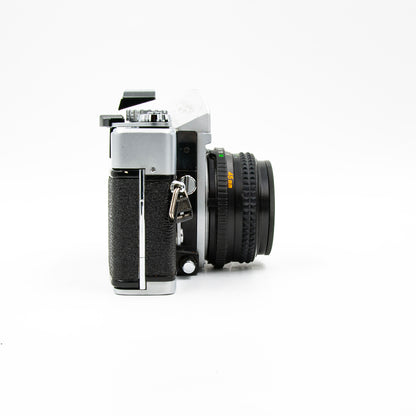 Pre-Owned Minolta SRT101 w/MD Rokkor-X 50mm f/2