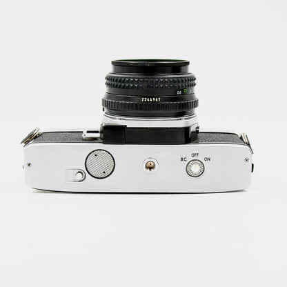 Pre-Owned Minolta SRT101 w/MD Rokkor-X 50mm f/2