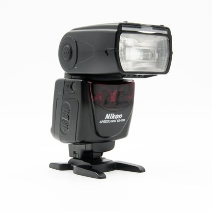 Pre-Owned Nikon Speedlight SB-700 TTL Strobe