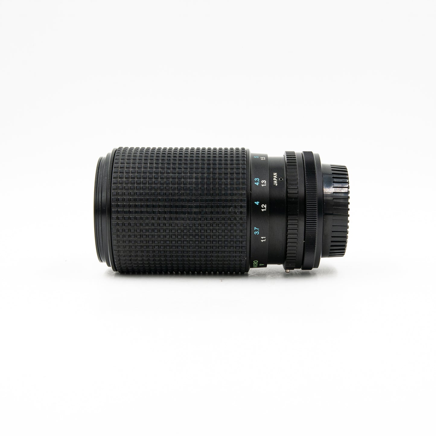 Pre-Owned Tokina SMZ 835 80-200mm f/3.5-4.5 MF Zoom Lens Canon FD Mount