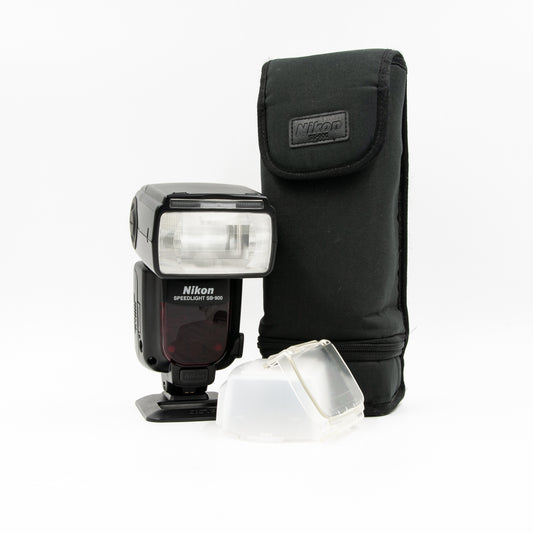 Pre-Owned Nikon SB-900 Speedlight Flash