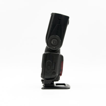 Pre-Owned Nikon SB-910 AF Speedlight Flash Kit