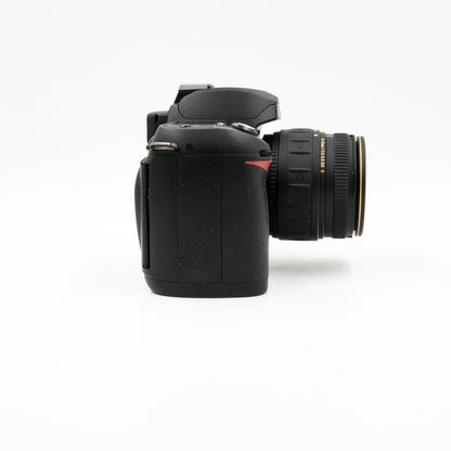 Pre-Owned Nikon D70 DSLR with Quantaray 18-50mm f3.5-5.6 Kit