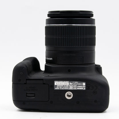 Pre-Owned Canon EOS Rebel T6 and Canon EF-S 18-55mm f/3.5-5.6 IS II Zoom Lens Kit