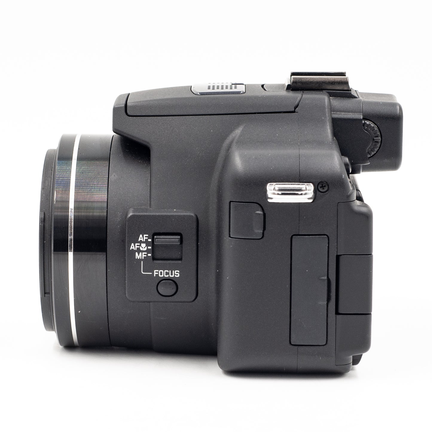 Pre-Owned Leica V-Lux2 Super Zoom Digital Camera