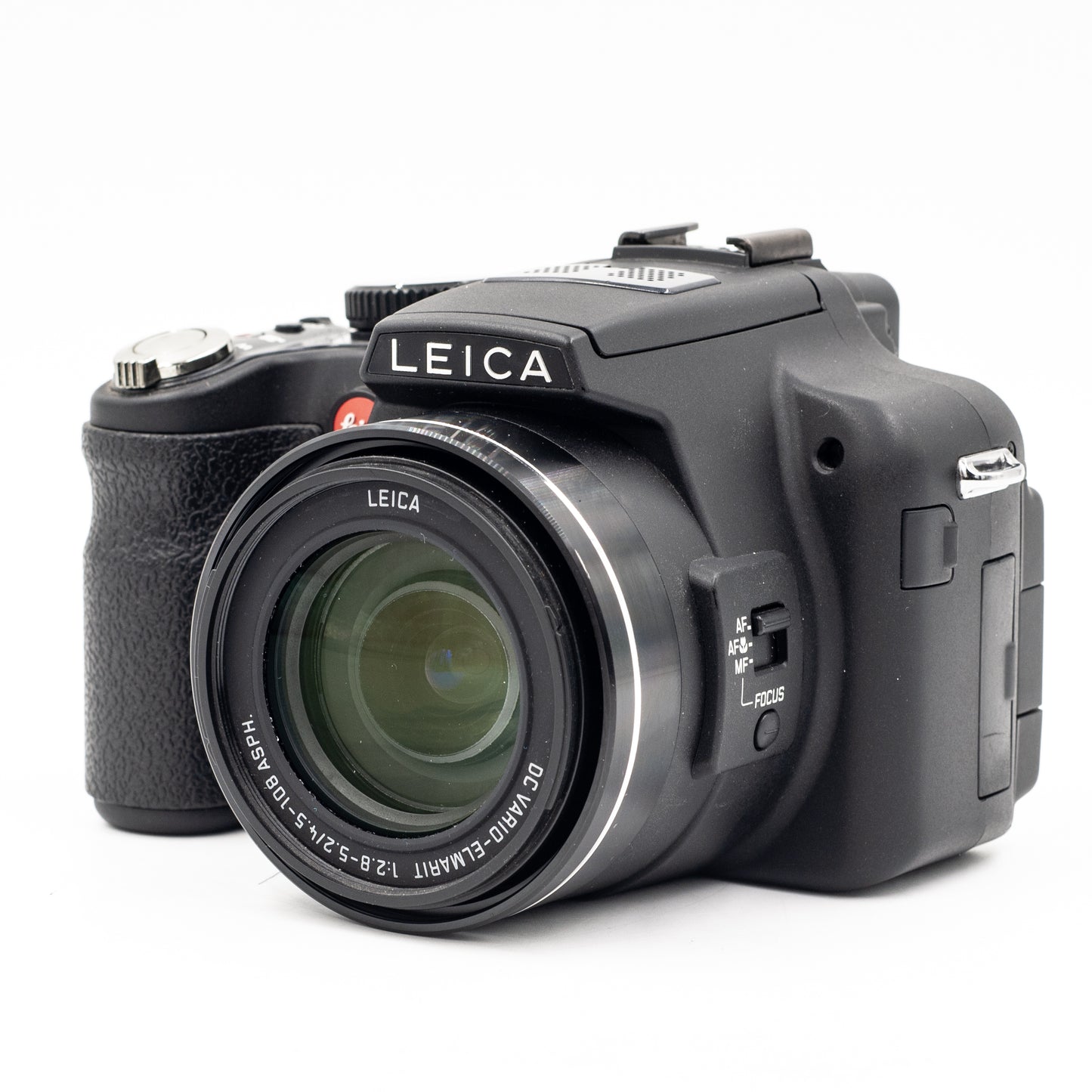 Pre-Owned Leica V-Lux2 Super Zoom Digital Camera