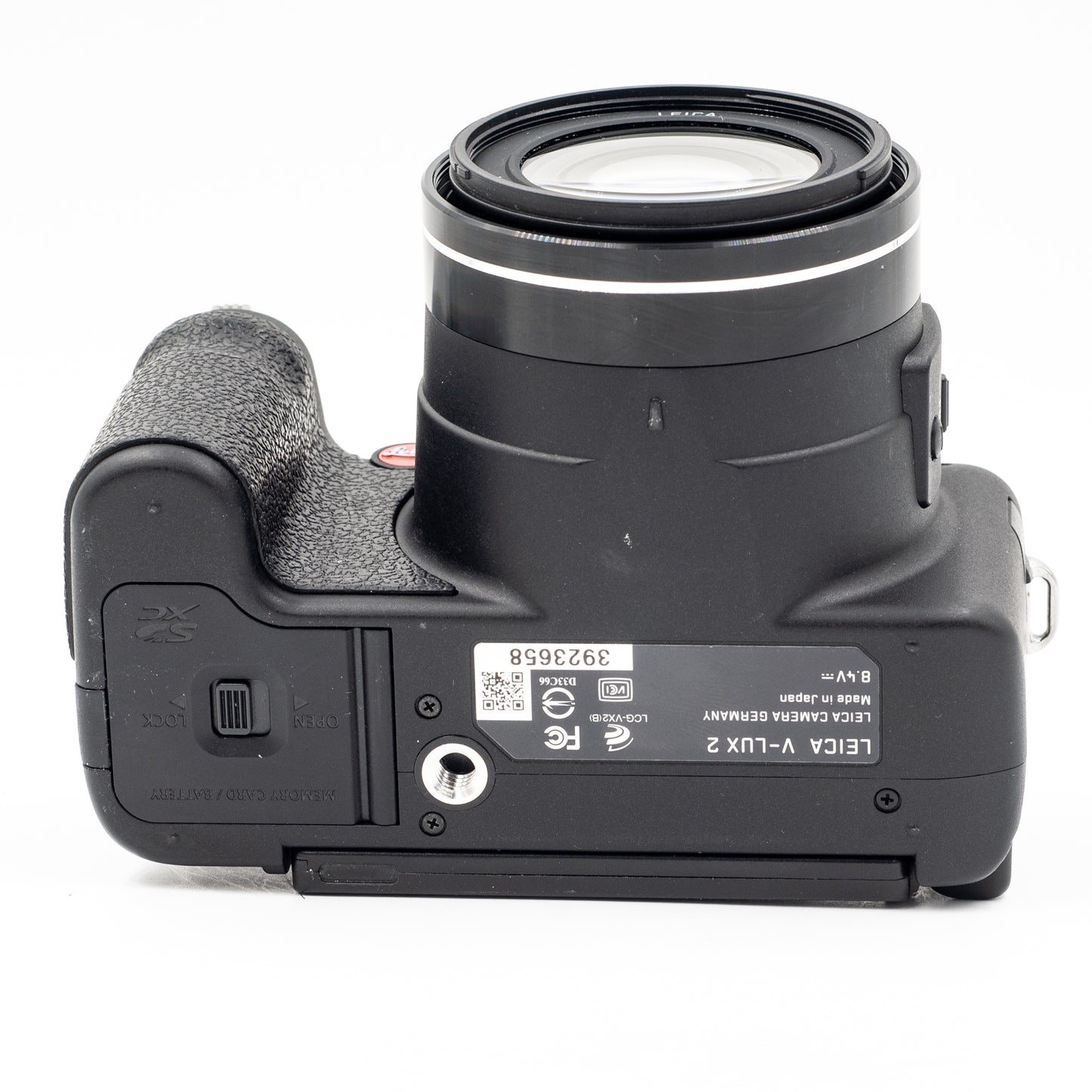 Pre-Owned Leica V-Lux2 Super Zoom Digital Camera