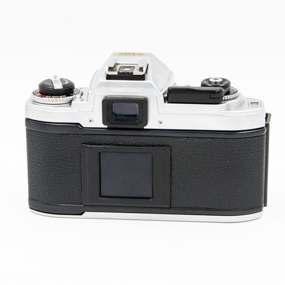 Pre-Owned Nikon FG with 50mm f/1.8 Series E Lens