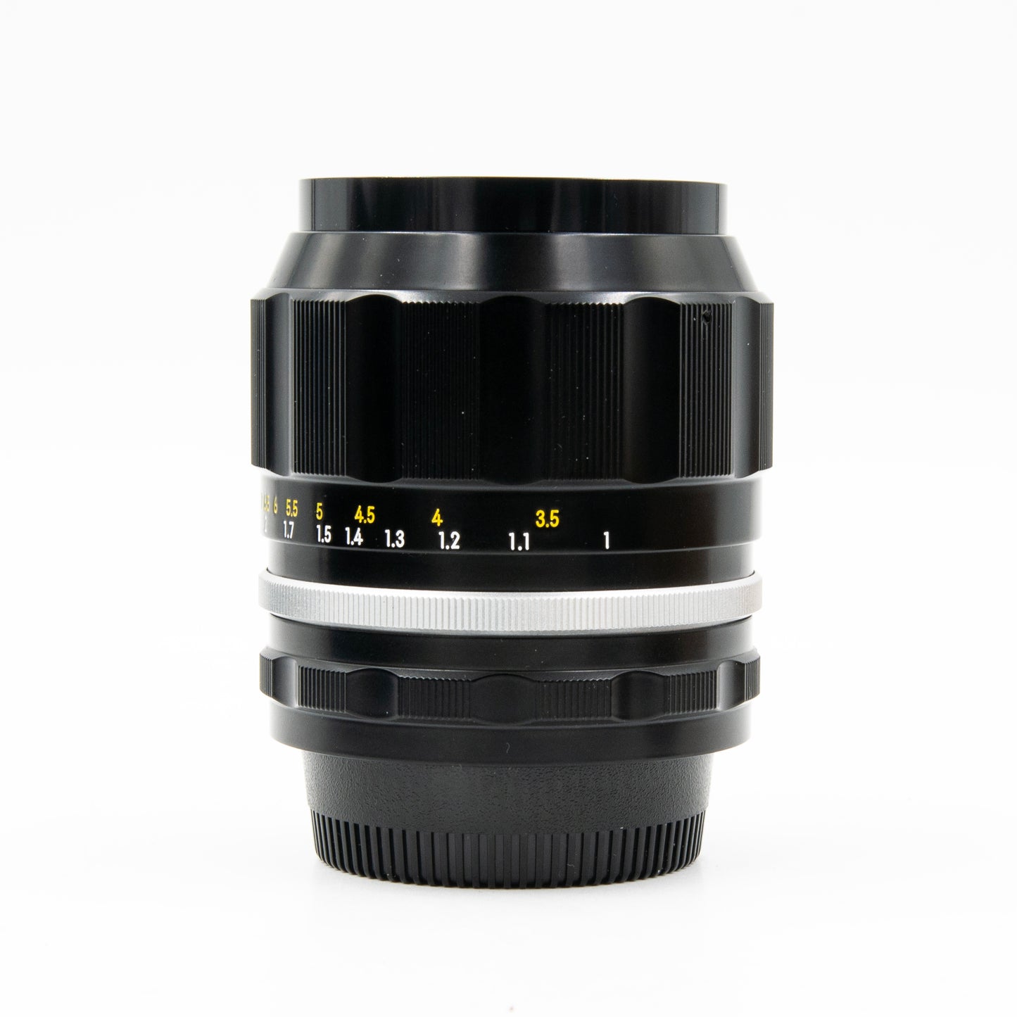Nikon Pre-Owned Nikkor-P 105mm f/2.5 non-Ai Portrait Lens