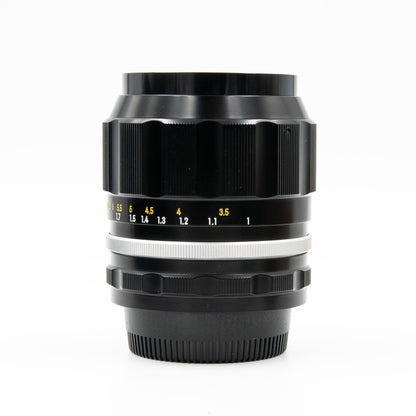 Nikon Pre-Owned Nikkor-P 105mm f/2.5 non-Ai Portrait Lens