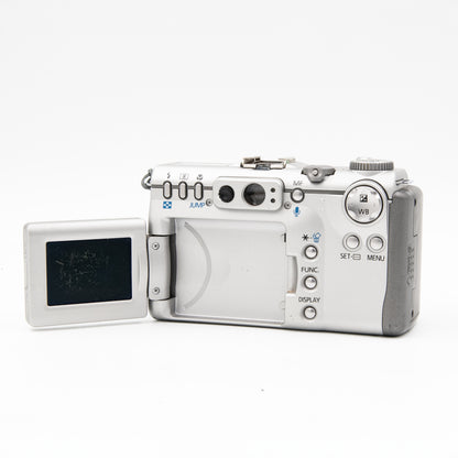Pre-Owned Canon PowerShot G2 Digital Cameras