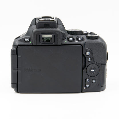 Pre-Owned Nikon D5600 with 18-55mm f/3.5-5.6G Lens
