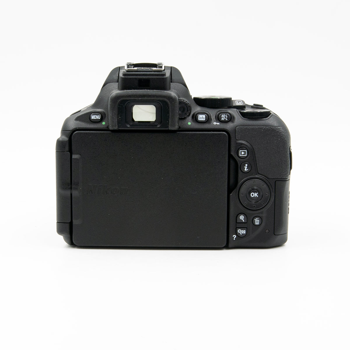 Pre-Owned Nikon D5600 with AF-S DX NIKKOR 18-55mm f/3.5-5.6G II VR Lens