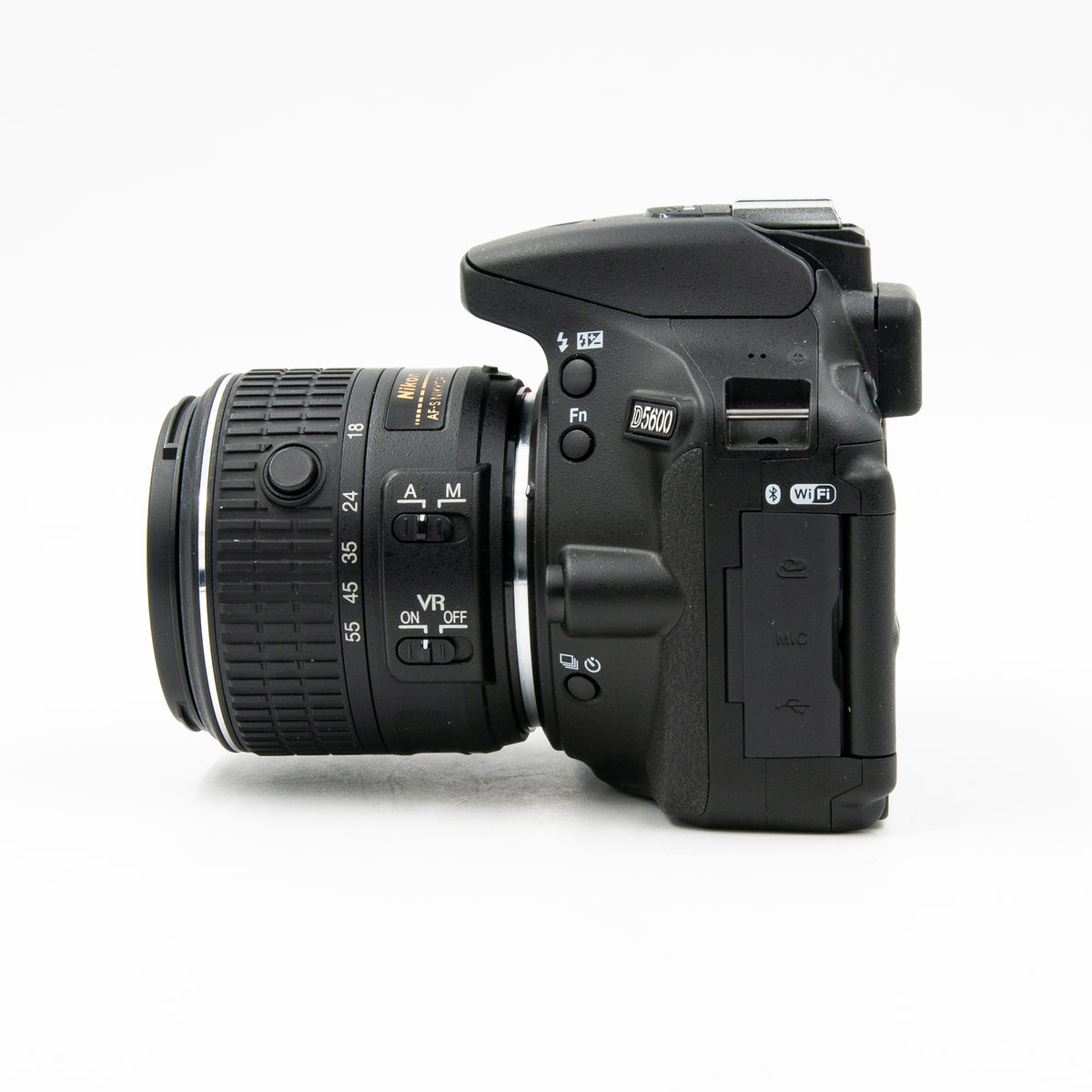 Pre-Owned Nikon D5600 with AF-S DX NIKKOR 18-55mm f/3.5-5.6G II VR Lens