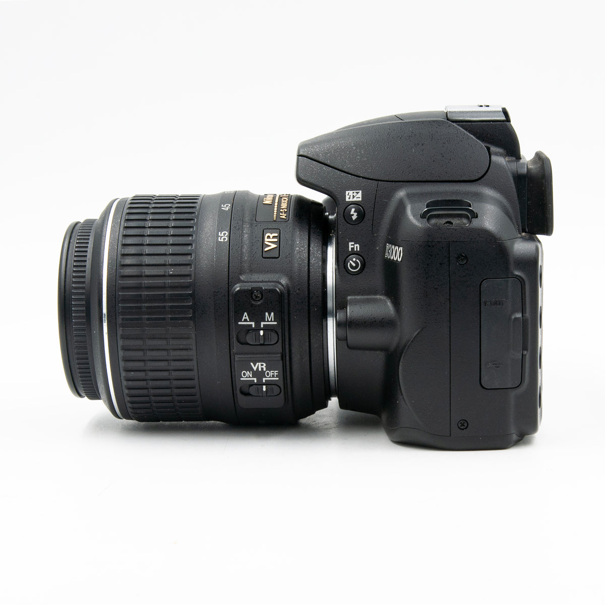 Pre-Owned Nikon D3000 w/ AF-S Nikkor 18-55mm f/3.5-5.6 G VR Lens
