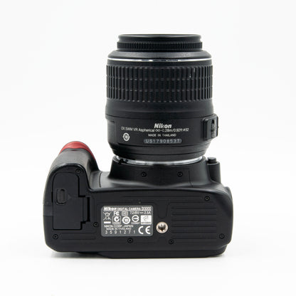 Pre-Owned Nikon D3000 w/ AF-S Nikkor 18-55mm f/3.5-5.6 G VR Lens