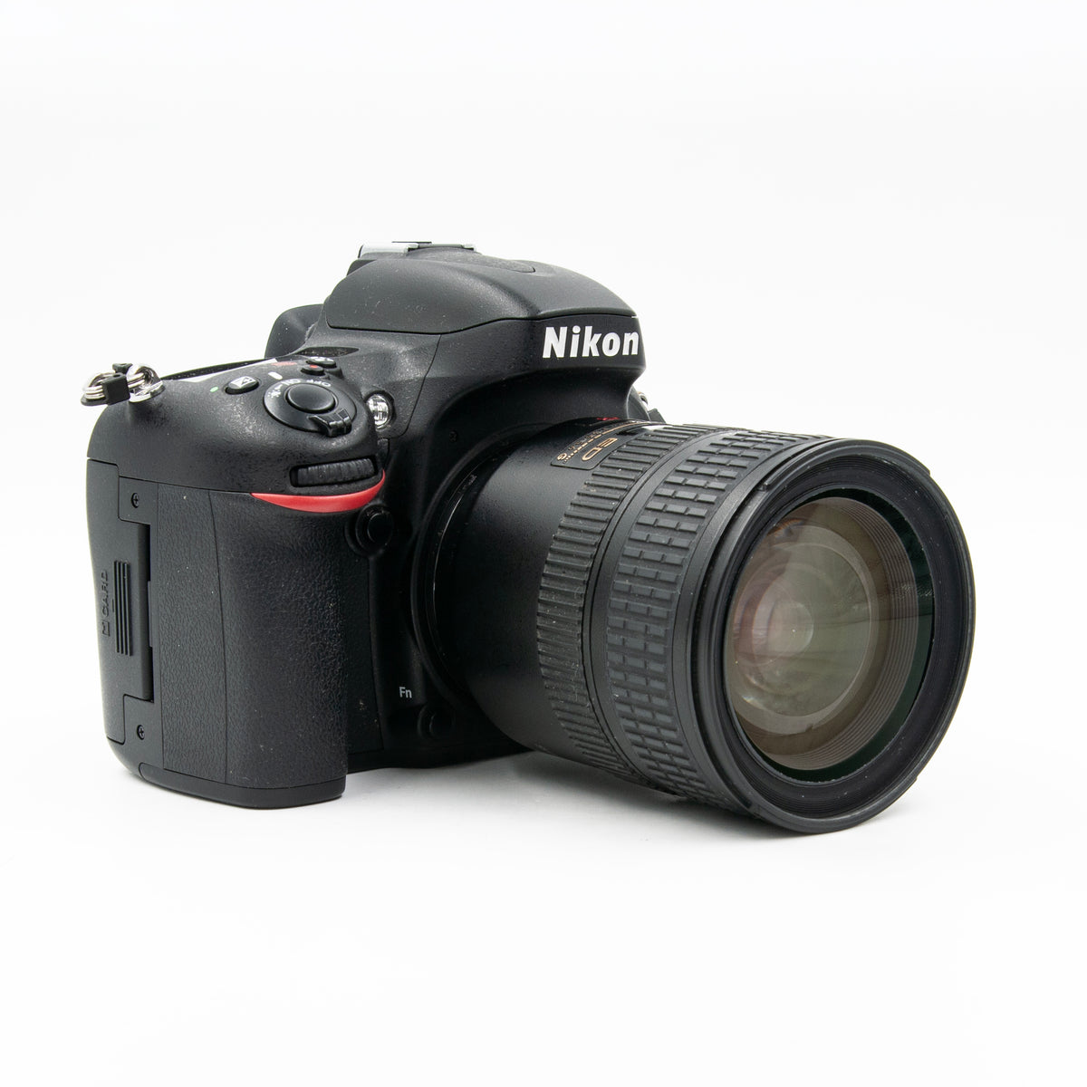 Pre-Owned Nikon D600  24.3 MP Camera w/ AF-S 24-120mm f/3.5-5.6 G Lens