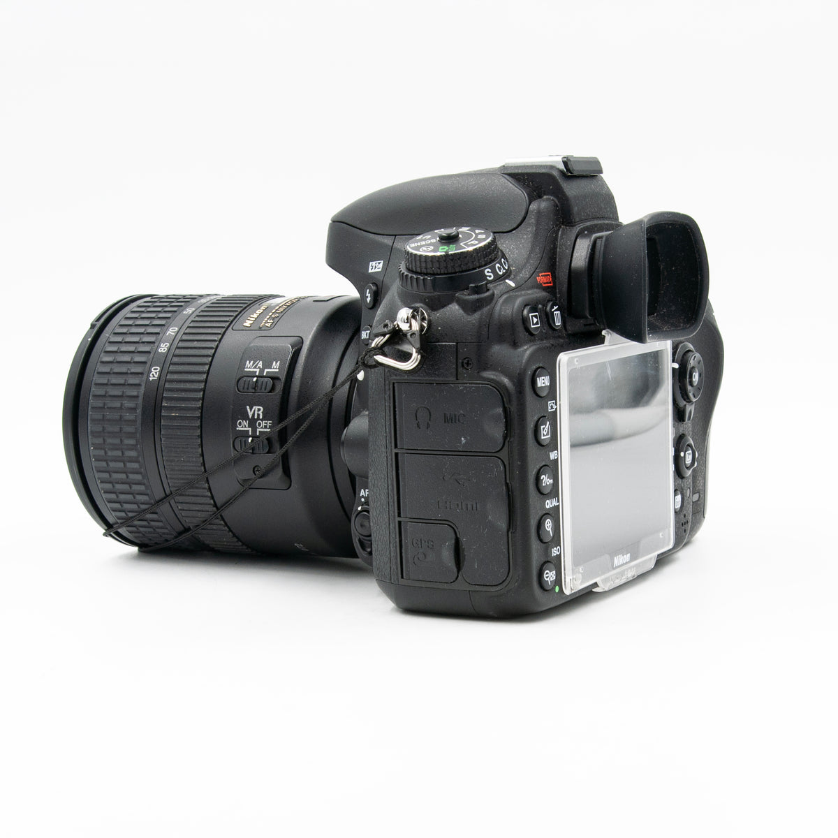 Pre-Owned Nikon D600  24.3 MP Camera w/ AF-S 24-120mm f/3.5-5.6 G Lens