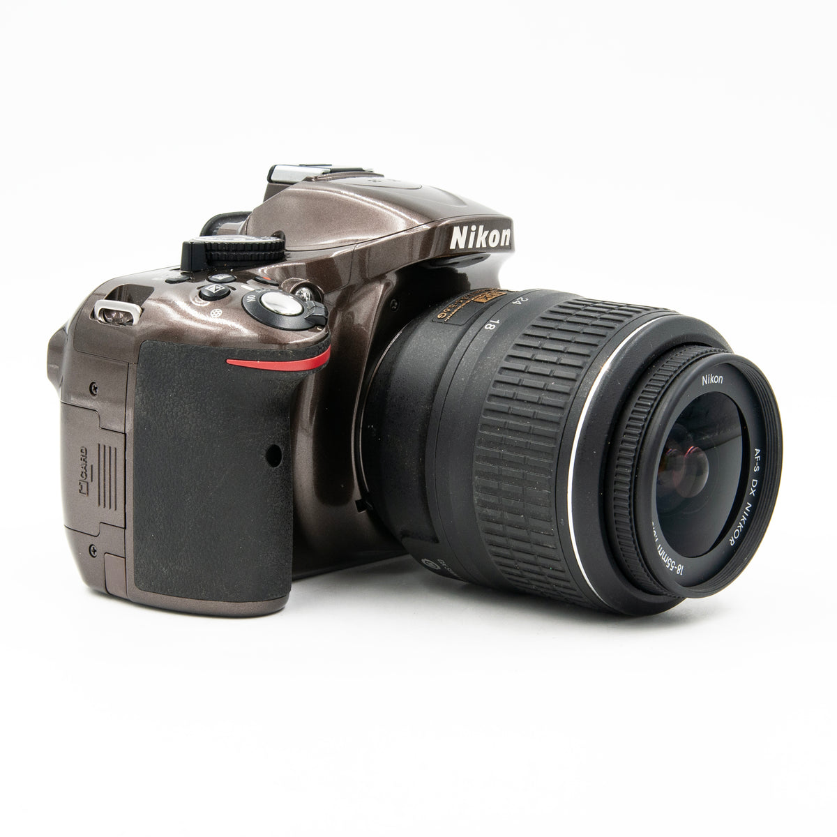 Pre Owned Nikon D5200 Bronze w/AF-S Nikkor 18-55mm f/3.5-5.6 G VR Lens