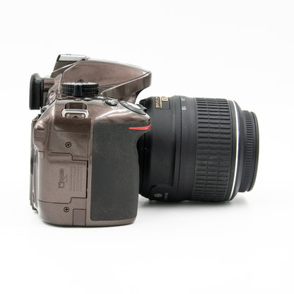 Pre Owned Nikon D5200 Bronze w/AF-S Nikkor 18-55mm f/3.5-5.6 G VR Lens