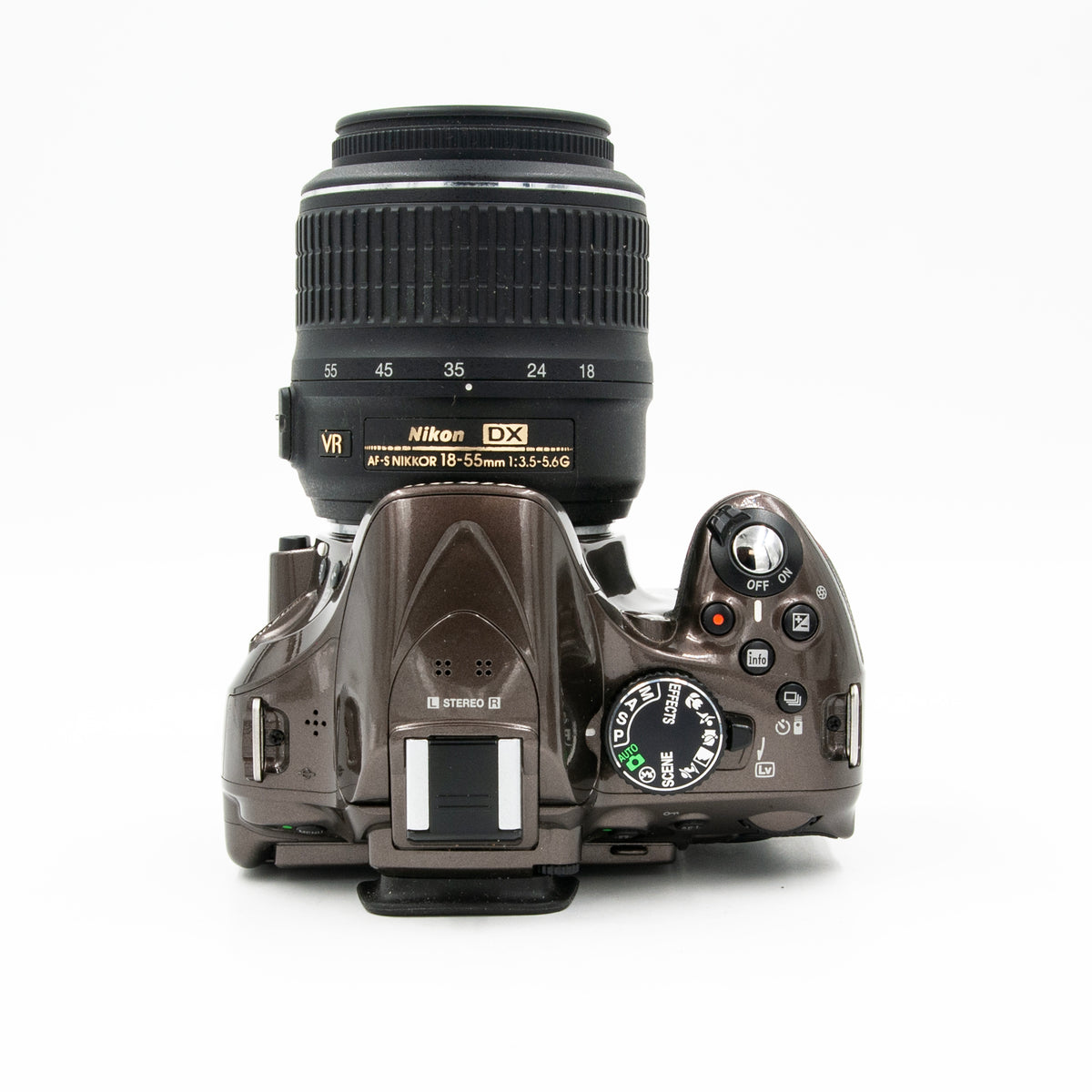 Pre Owned Nikon D5200 Bronze w/AF-S Nikkor 18-55mm f/3.5-5.6 G VR Lens